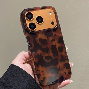 Futrola Gold Fire za iPhone 17 No1